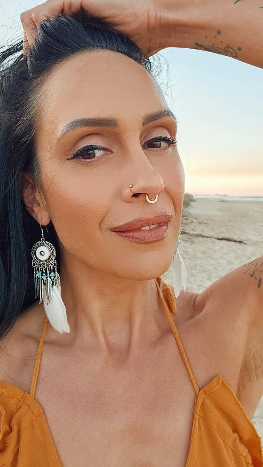 Bohemian Feather Earrings 🪶 Dove