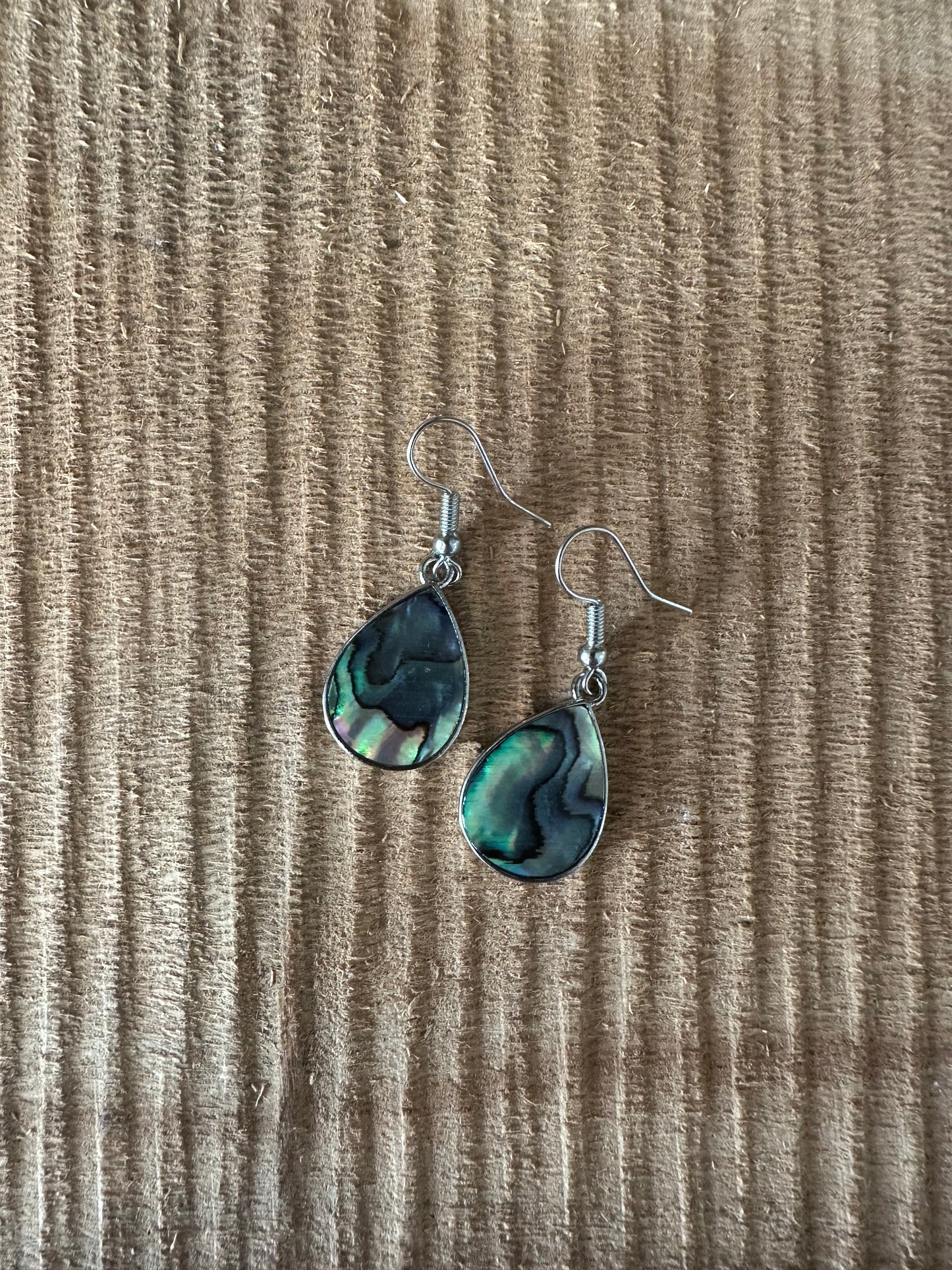 Crystal Earrings ✨ Abalone Shell