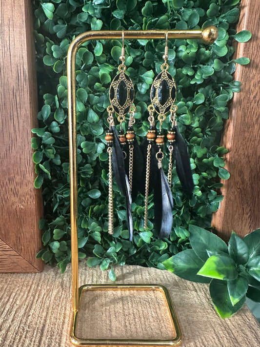 Bohemian Feather Earrings 🪶 Black