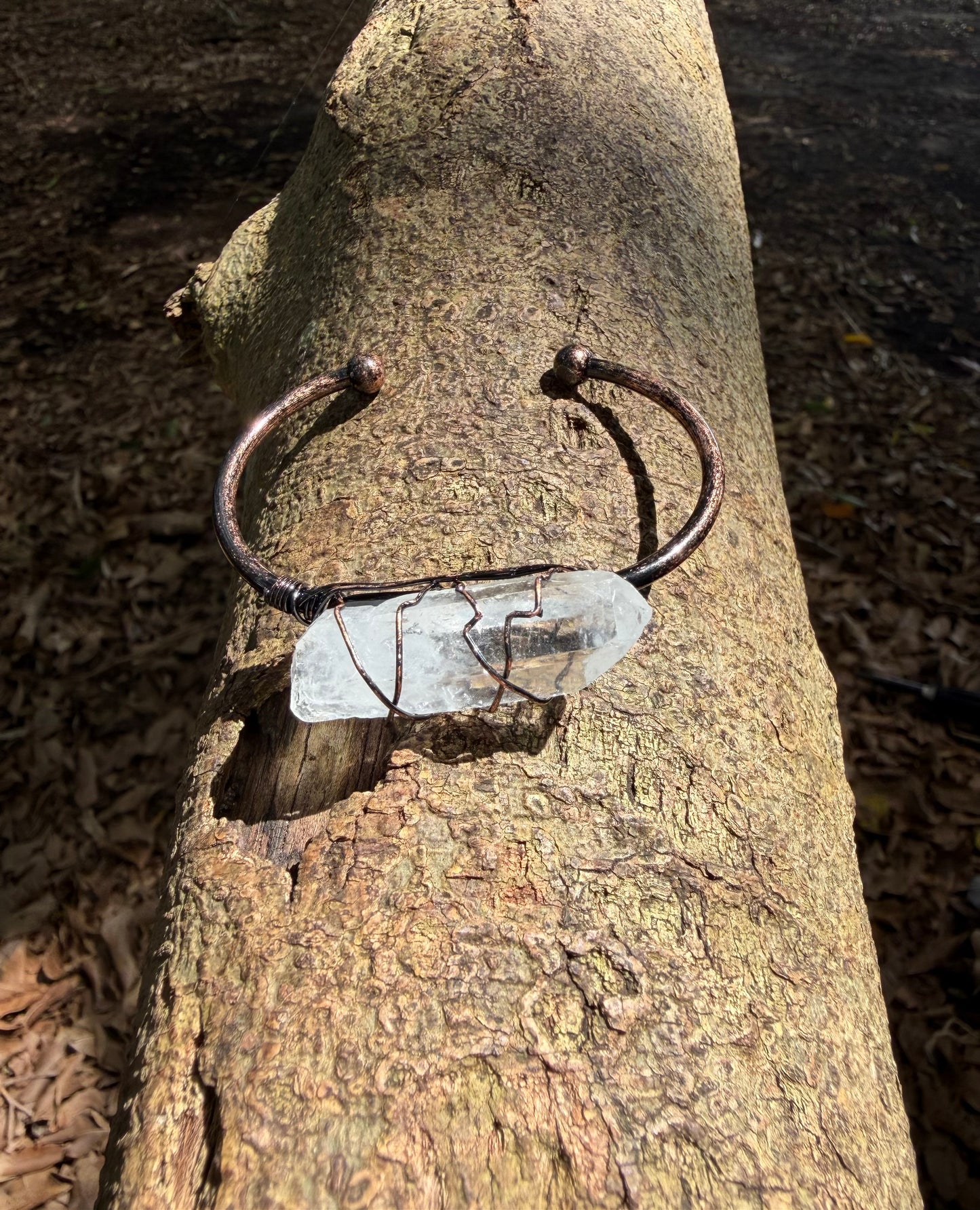Crystal Cuff ✨ Clear Quartz ✨ Antique Bronze